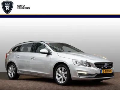 Volvo V60 2.0 D4 MOMENTUM 