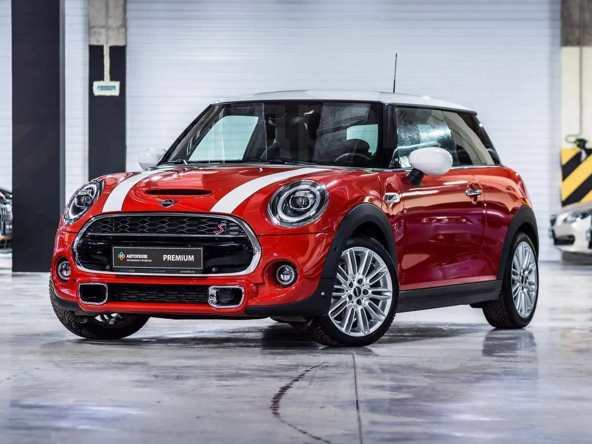 Mini Hatch Image 2